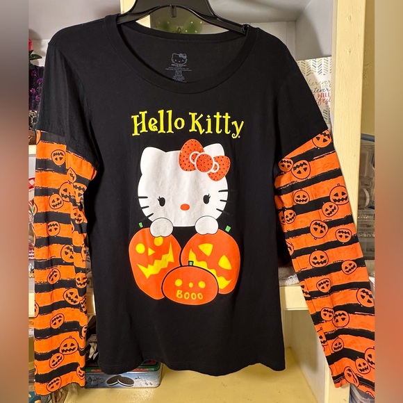 NWOT Sanrio Hello Kitty Cute Long Sleeve Tee 100% Cotton Never Worn - Picture 1 of 7